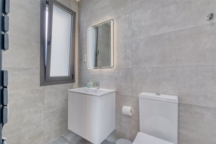 Image No.26-5 Bed Villa for sale