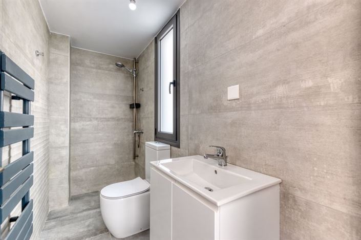 Image No.29-5 Bed Villa for sale