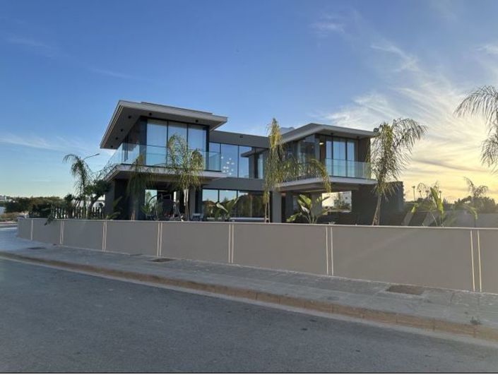 Image No.13-5 Bed Villa for sale