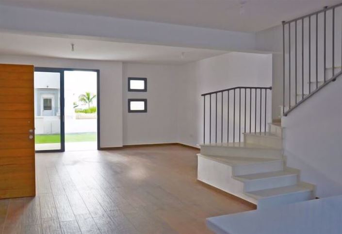 Image No.11-3 Bed Villa for sale