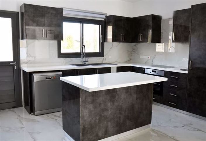 Image No.15-3 Bed Villa for sale