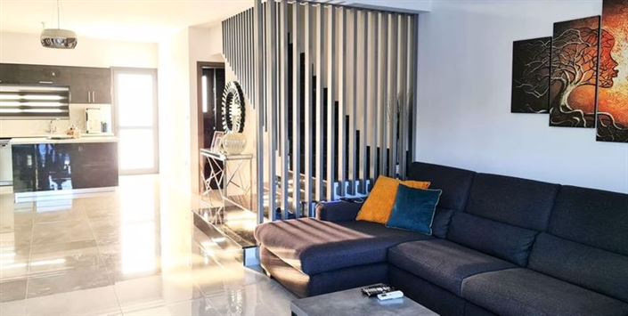 Image No.18-3 Bed Villa for sale