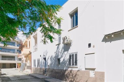 front-of-the-property-2
