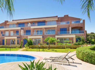 1 - Polis, Appartement