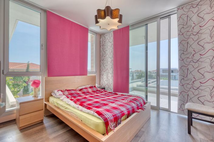 Image No.19-6 Bed Villa for sale