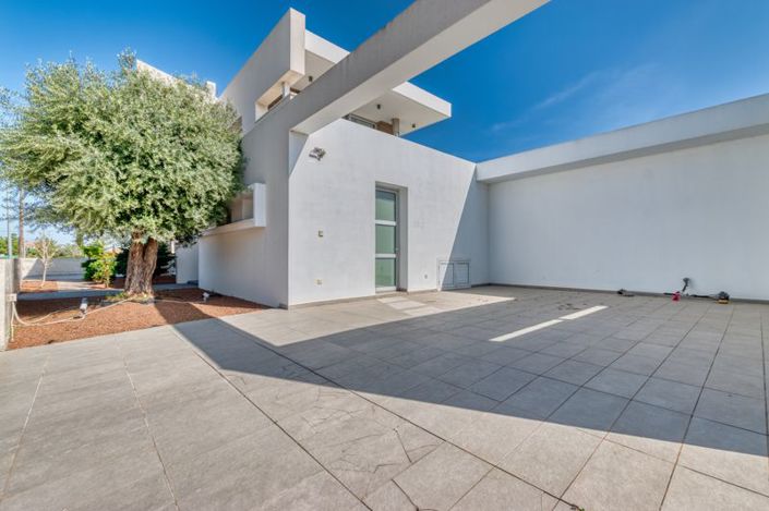 Image No.33-6 Bed Villa for sale