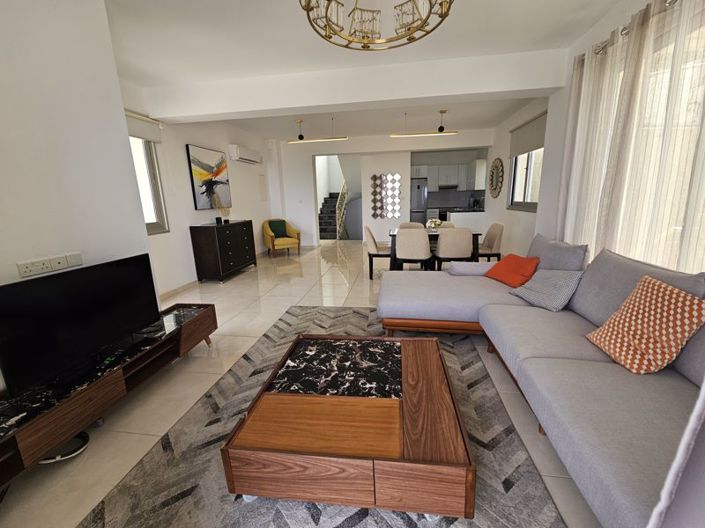 Image No.13-Villa de 4 chambres à vendre à Chloraka