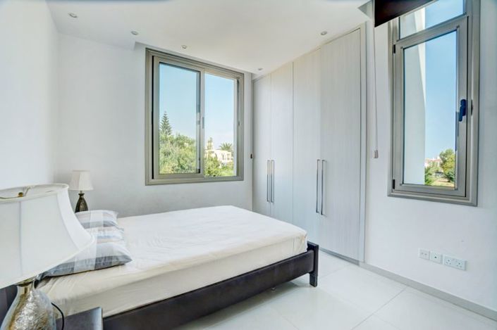 Image No.17-5 Bed Villa for sale