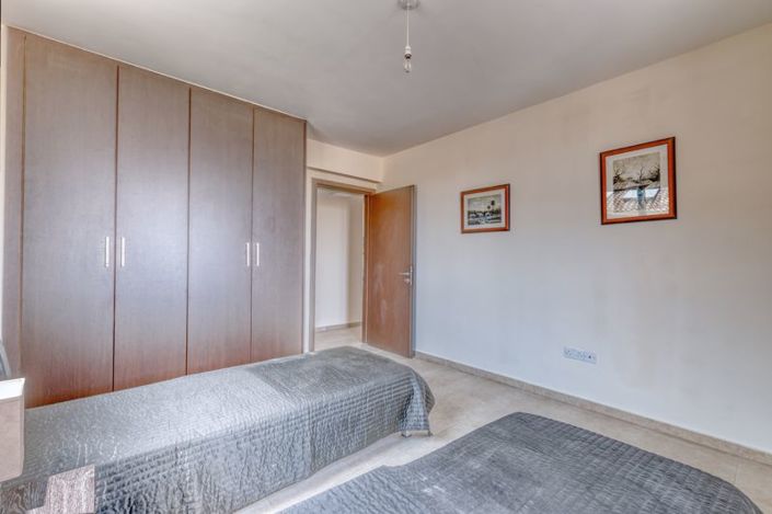 Image No.14-2 Bed Apartment for sale