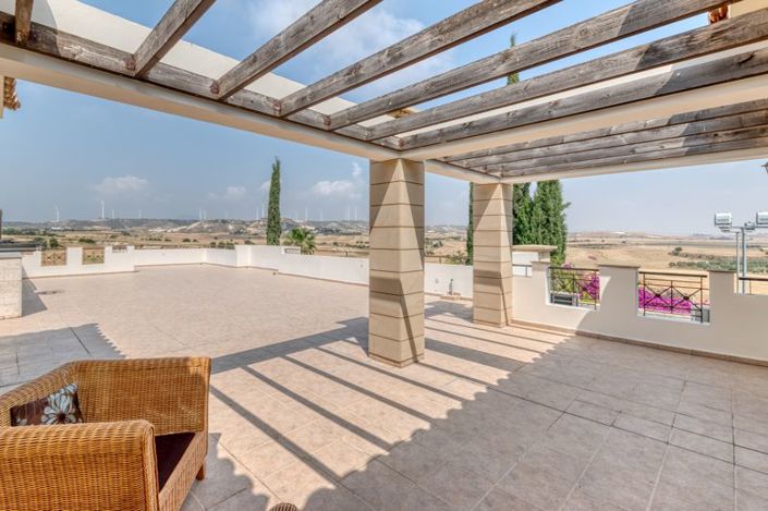 Image No.20-2 Bed Apartment for sale