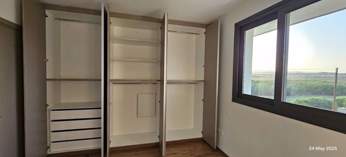 Image No.5-3 Bed Villa for sale