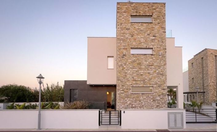 Image No.1-Villa de 4 chambres à vendre à Ayia Napa