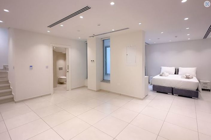 Image No.12-4 Bed Villa for sale