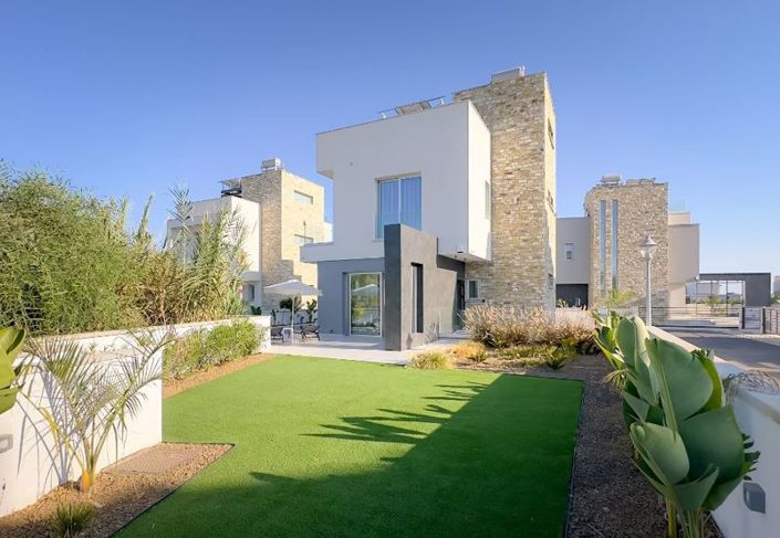 Image No.33-4 Bed Villa for sale