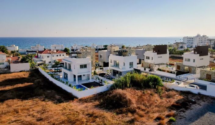 Image No.36-4 Bed Villa for sale