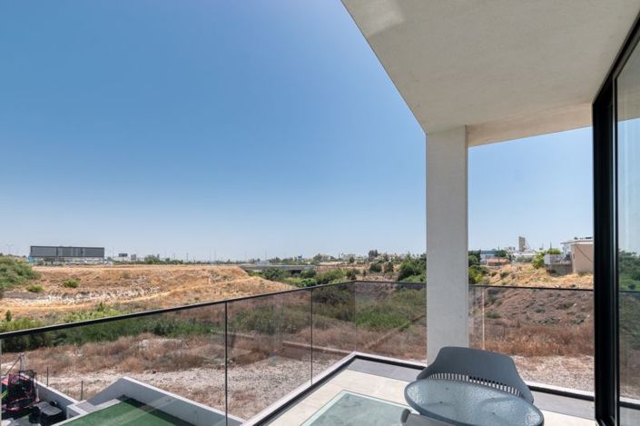 Image No.12-4 Bed Villa for sale