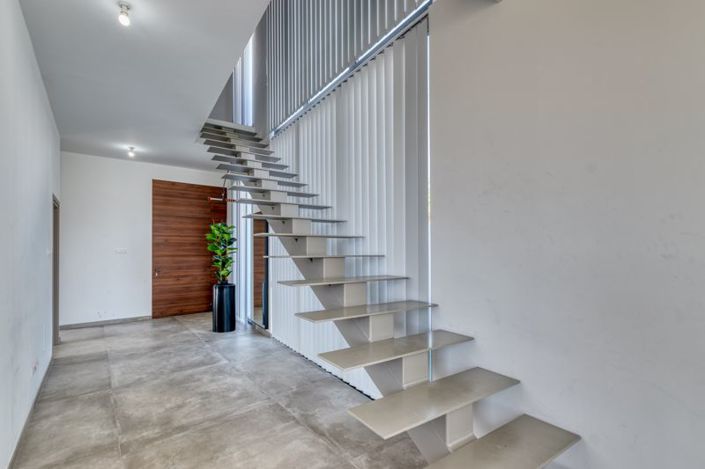 Image No.5-4 Bed Villa for sale