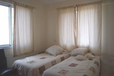 09-bedroom-3