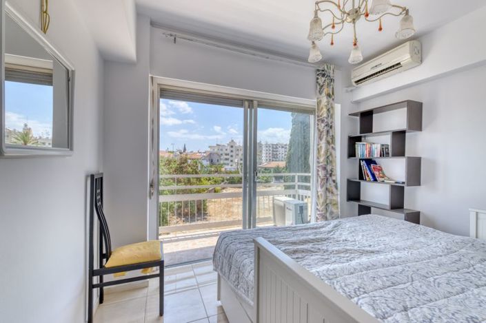 Image No.12-2 Bed Apartment for sale