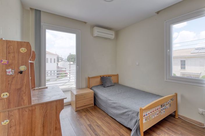 Image No.15-Villa de 4 chambres à vendre à Aradippou