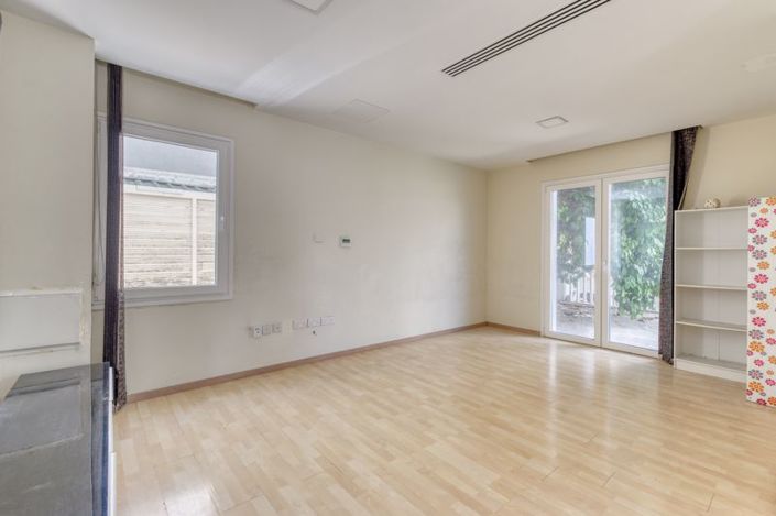 Image No.7-Villa de 4 chambres à vendre à Aradippou