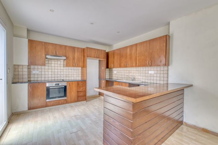 Image No.9-Villa de 4 chambres à vendre à Aradippou