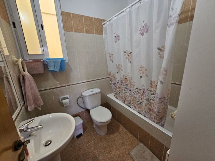 Image No.22-2 Bed Apartment for sale