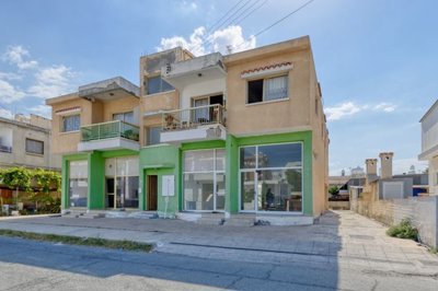 front-of-property-1