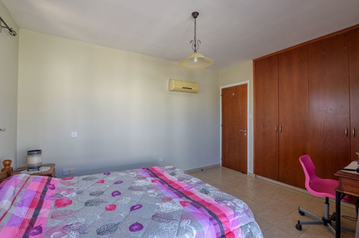 Image No.10-3 Bed Villa for sale