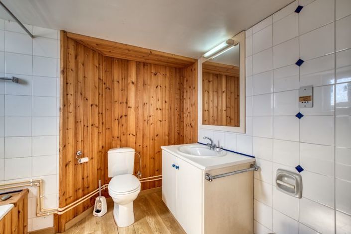 Image No.15-6 Bed Villa for sale