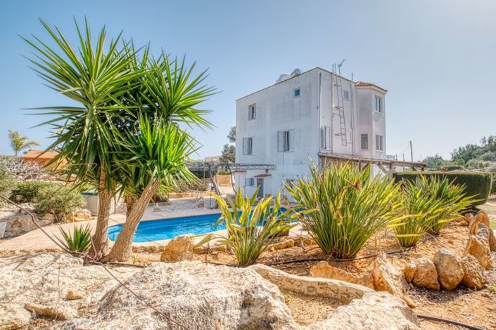 Image No.38-6 Bed Villa for sale