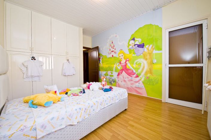 Image No.10-4 Bed Bungalow for sale