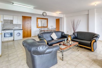 lounge-kitchen-dining