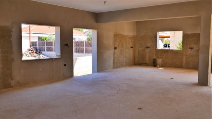 Image No.5-4 Bed Villa for sale