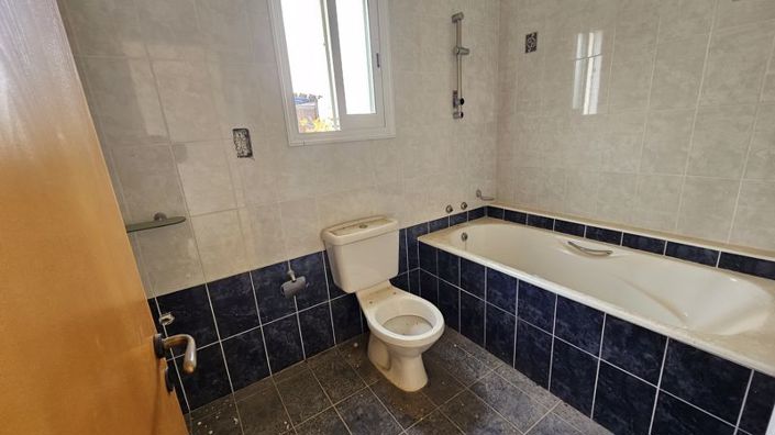 Image No.21-Villa de 5 chambres à vendre à Agios Georgios