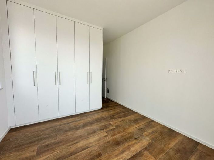 Image No.6-4 Bed Apartment for sale