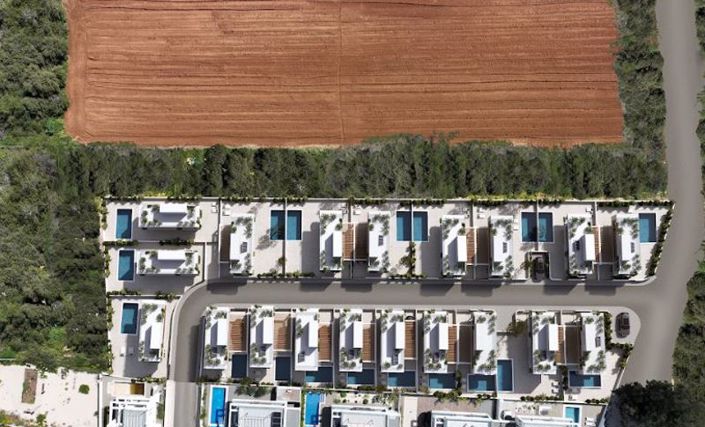 Image No.10-3 Bed Villa for sale