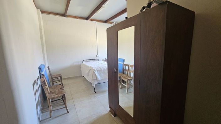 Image No.17-2 Bed Villa for sale