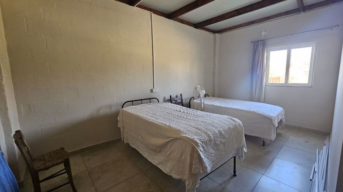 Image No.18-2 Bed Villa for sale