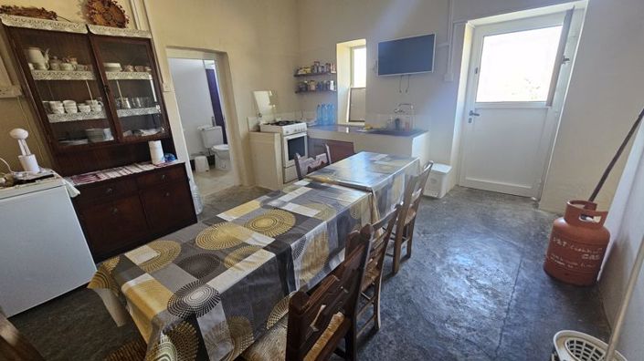 Image No.3-2 Bed Villa for sale