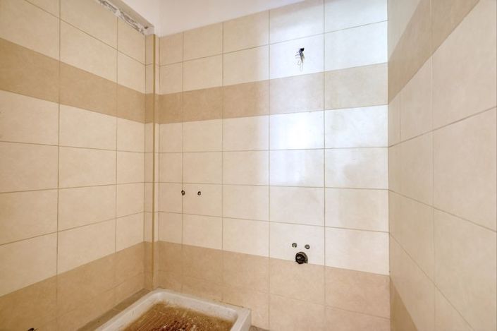 Image No.9-1 Bed Apartment for sale