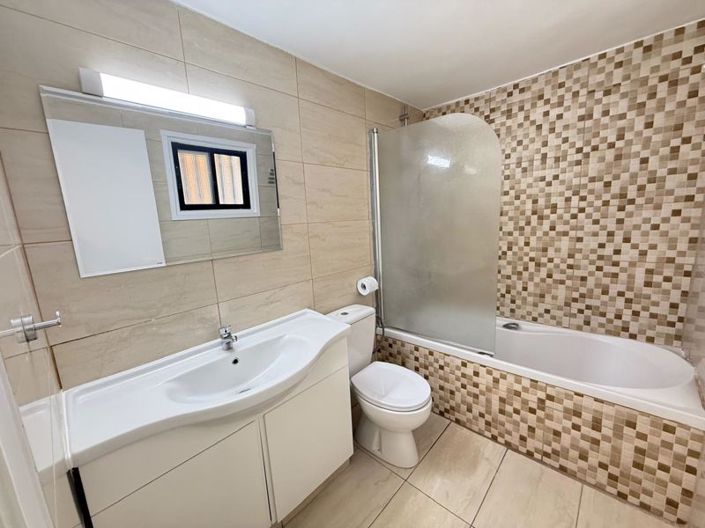 Image No.15-Appartement de 2 chambres à vendre à Chloraka