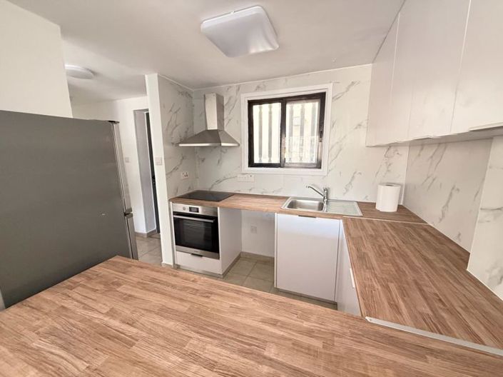 Image No.3-Appartement de 2 chambres à vendre à Chloraka