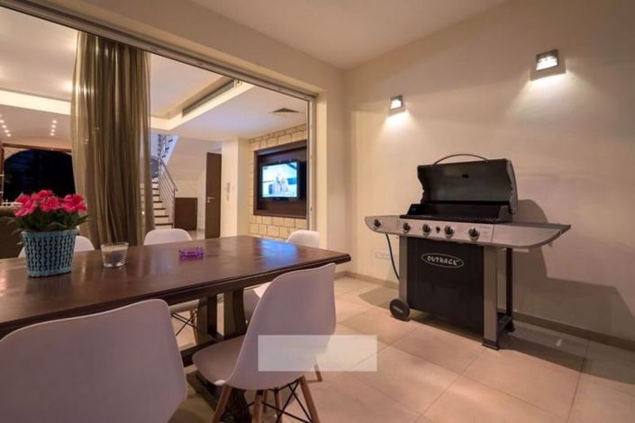 Image No.17-Villa de 6 chambres à vendre à Universal