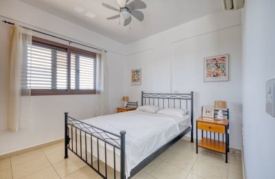 bedroom-1-2