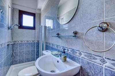 bedroom-1-ensuite