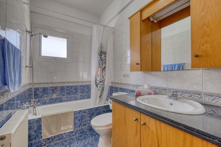 Image No.20-3 Bed Villa for sale