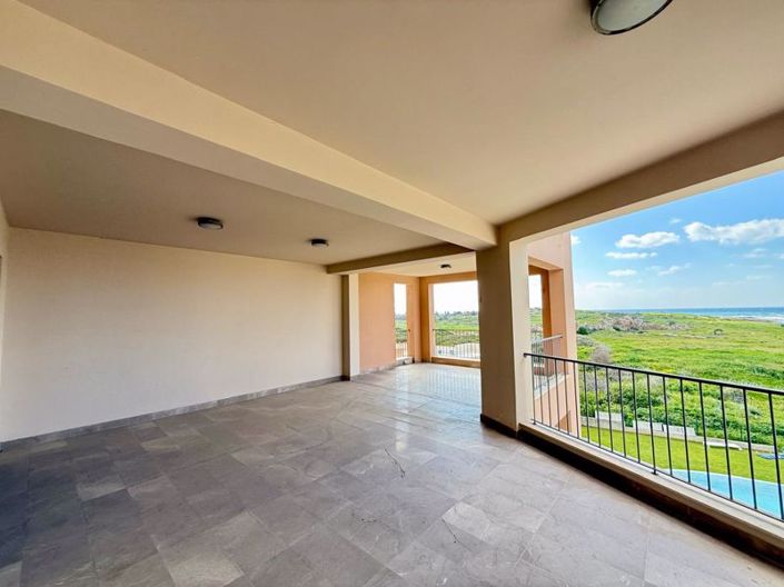 Image No.12-3 Bed Apartment for sale