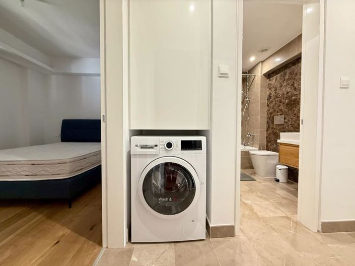 Image No.15-3 Bed Apartment for sale