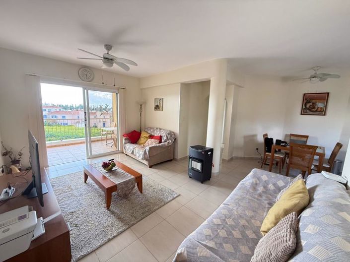 Image No.2-Appartement de 2 chambres à vendre à Universal